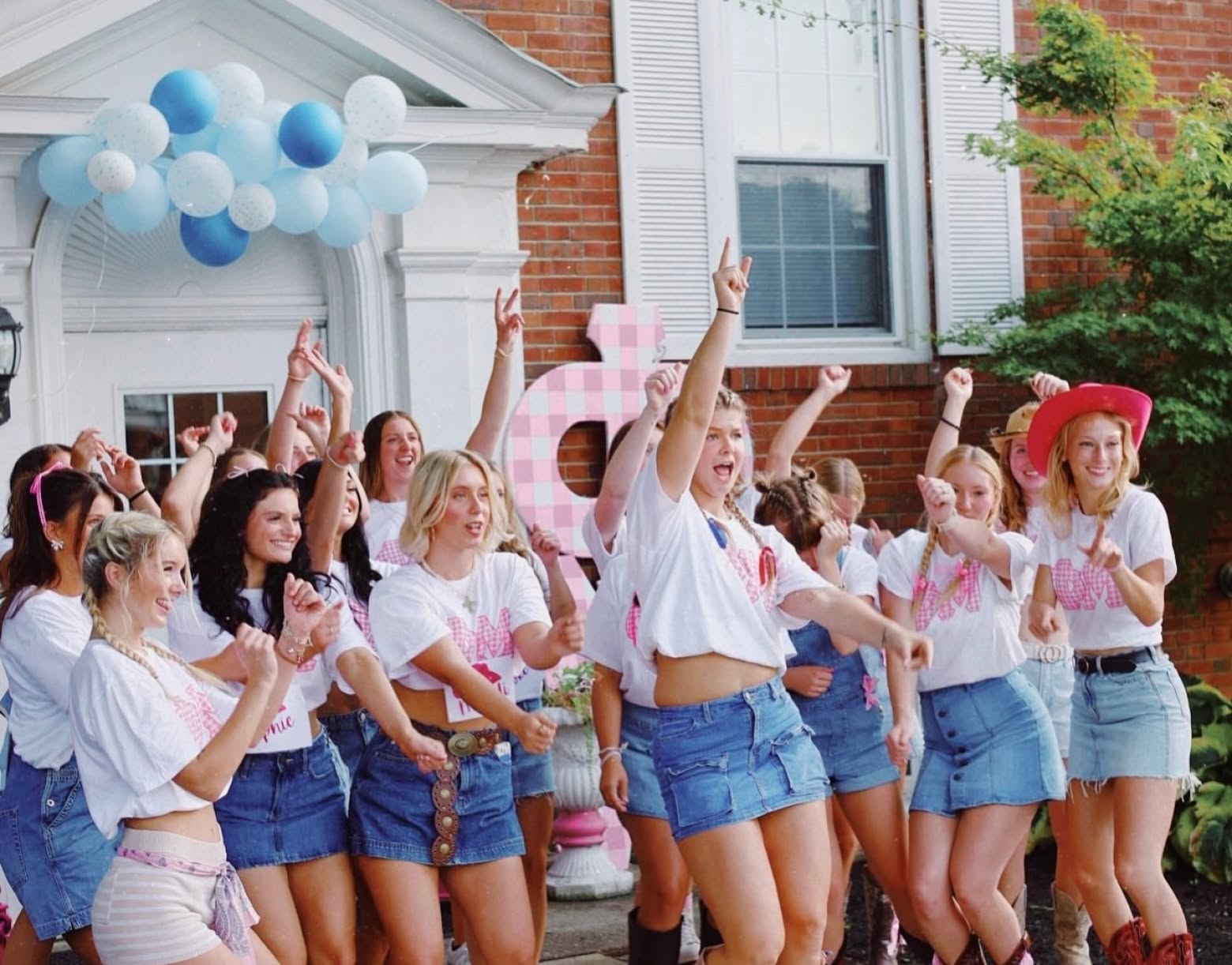 PMU-sisters-cheering-together-at-campus-event-membership-updates-banner@2x
