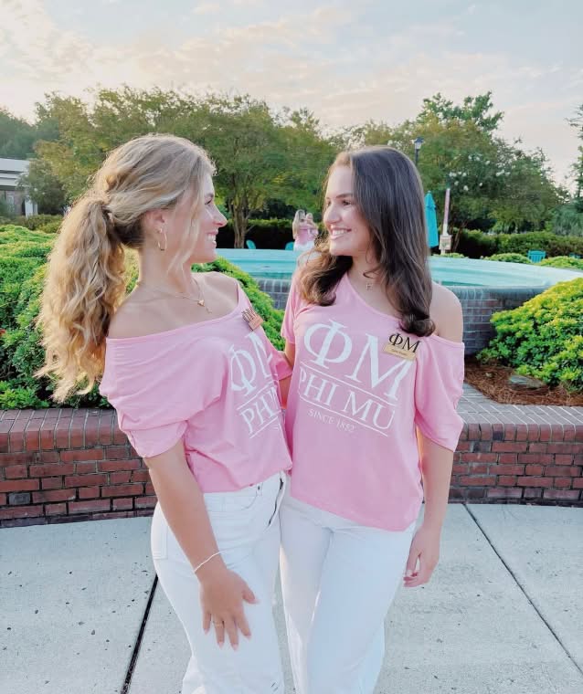 PMU-Licensed-apparel-vendors-les-soeurs-fideles-small@2x