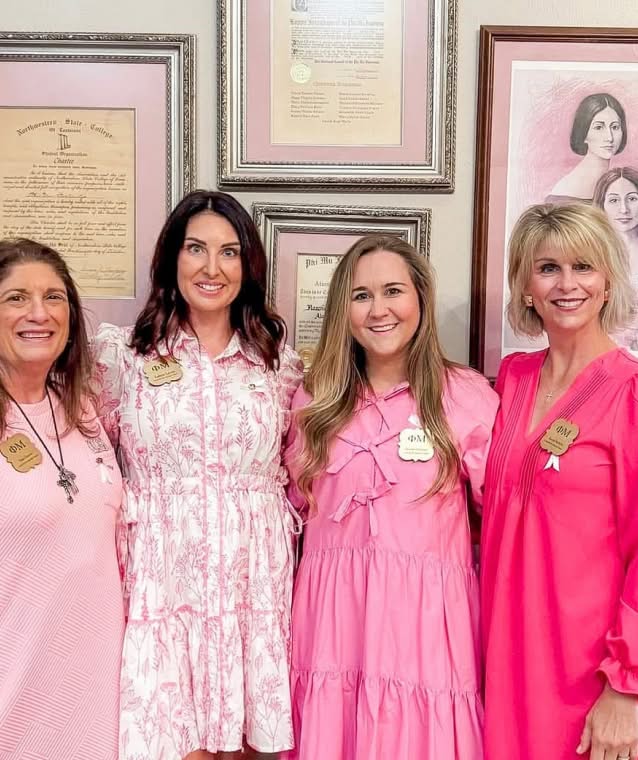 PMU-alumnae-get-and-stay-connected-small@2x